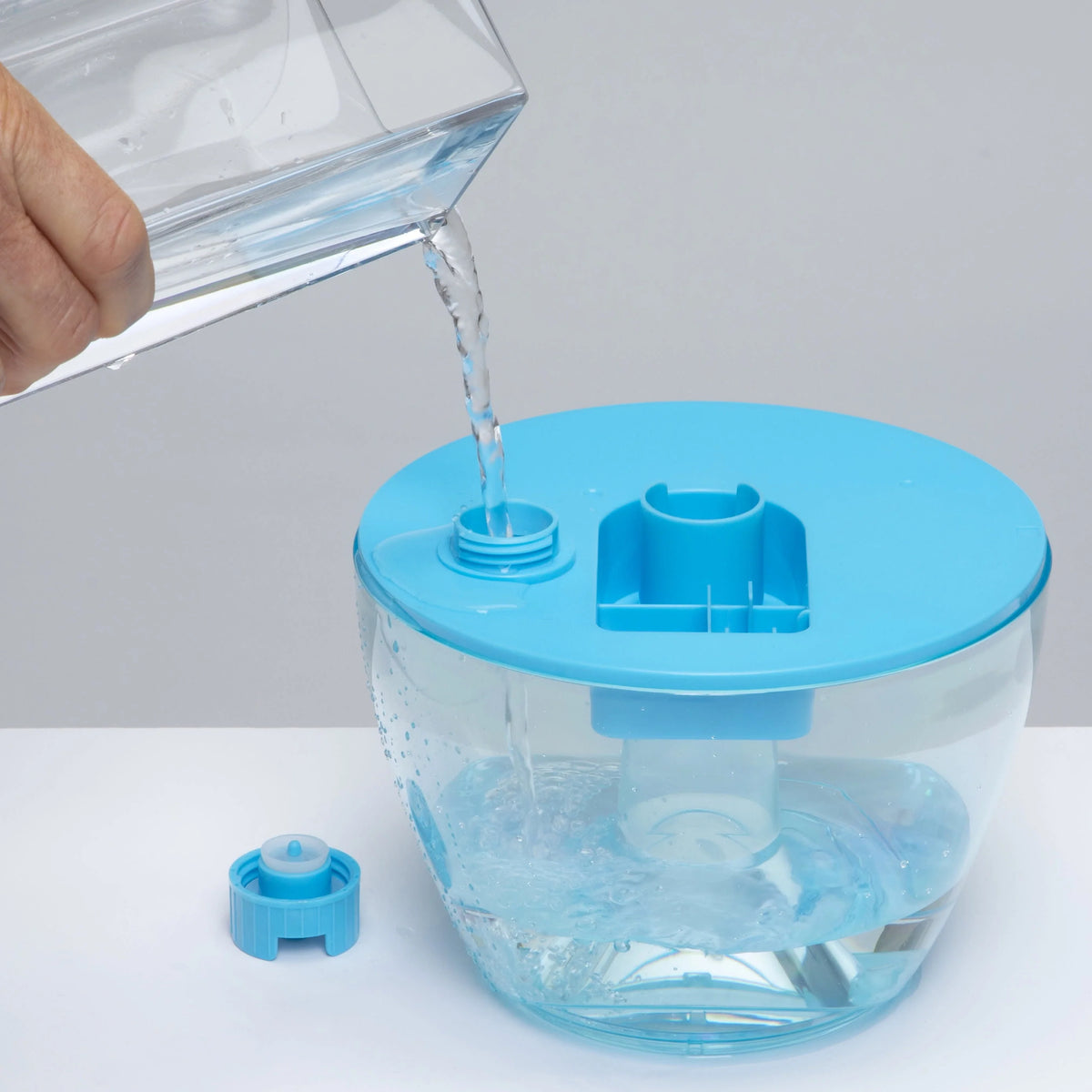 Blue Filter Free Cool Mist Humidifier Q337914