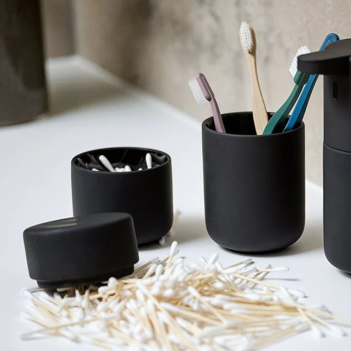 Black Toothbrush Mug S3657