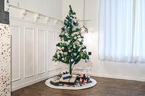 White Fur Christmas Tree Skirt with Deer and Snowflake Pattern 36 inches V9970