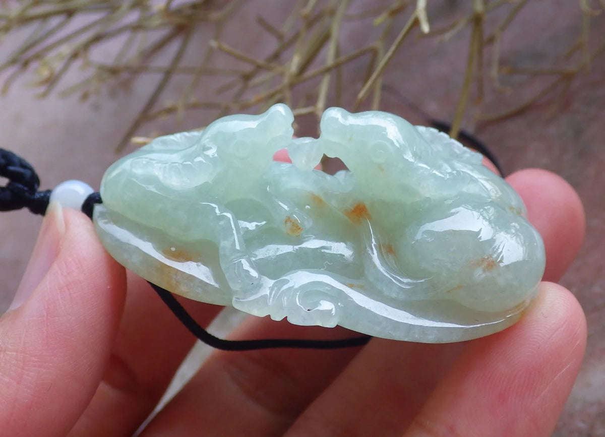 Green Hand Carved Natural Jade Zodiac Ox Pendant Necklace Q967