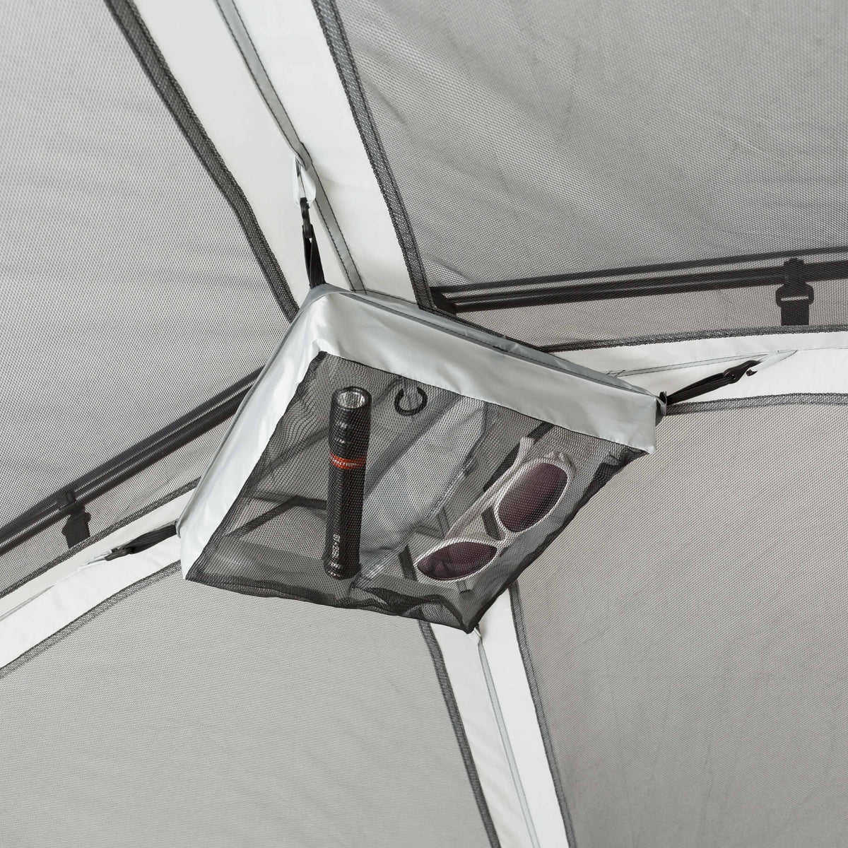 6-Person Instant Cabin Tent with LED Light Q566