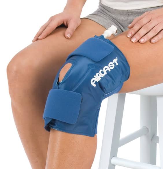 Knee Cryo/Cuff E826
