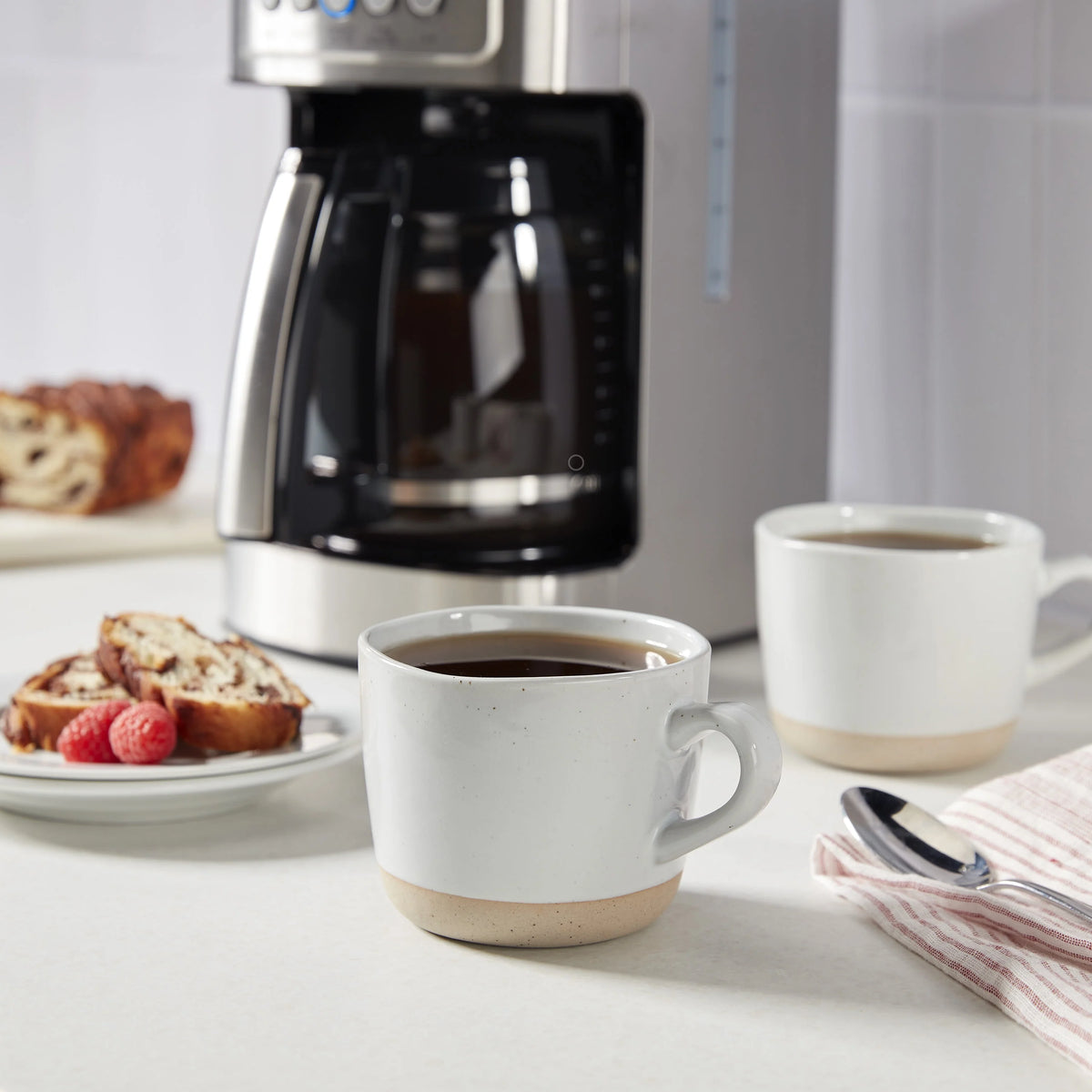 14 Cup Programmable Coffeemaker T28410